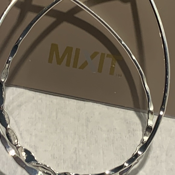 MixIt Silver Tone Hypoallergenic Hammered Tear Drop Pierced Earrings - Picture 5 of 9